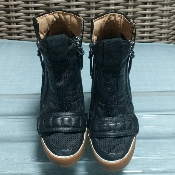 LAMB Platform Boots Size 6.5 - Picture 3 of 14